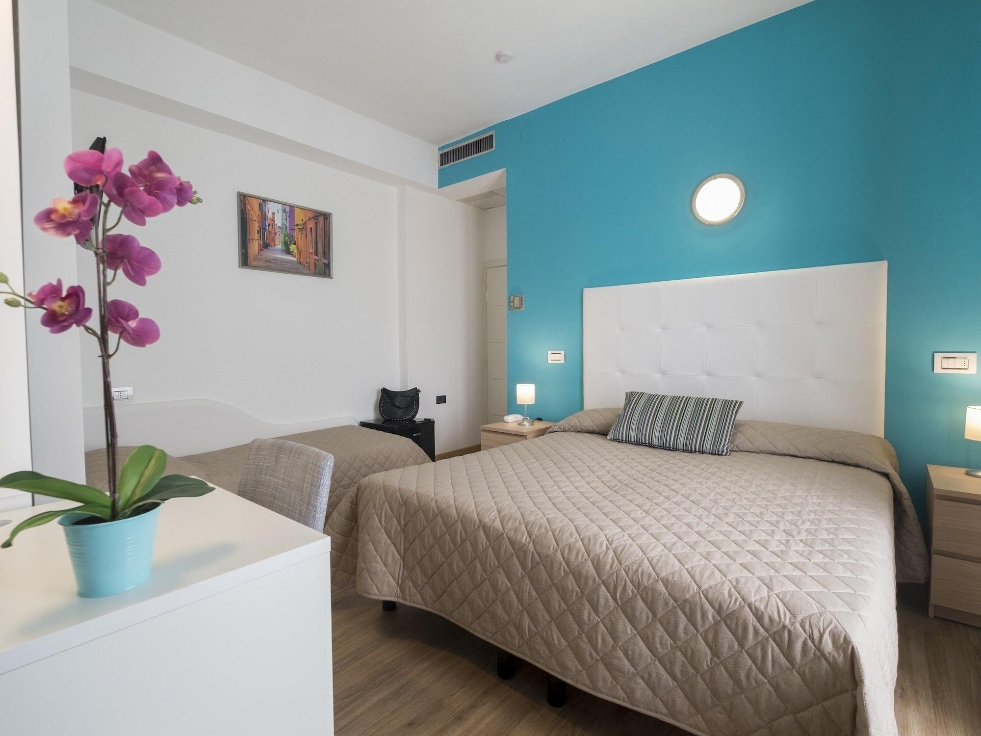 Hotel Levante Rimini Luaran gambar