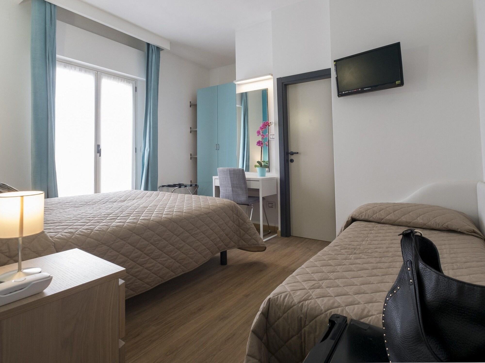 Hotel Levante Rimini Luaran gambar