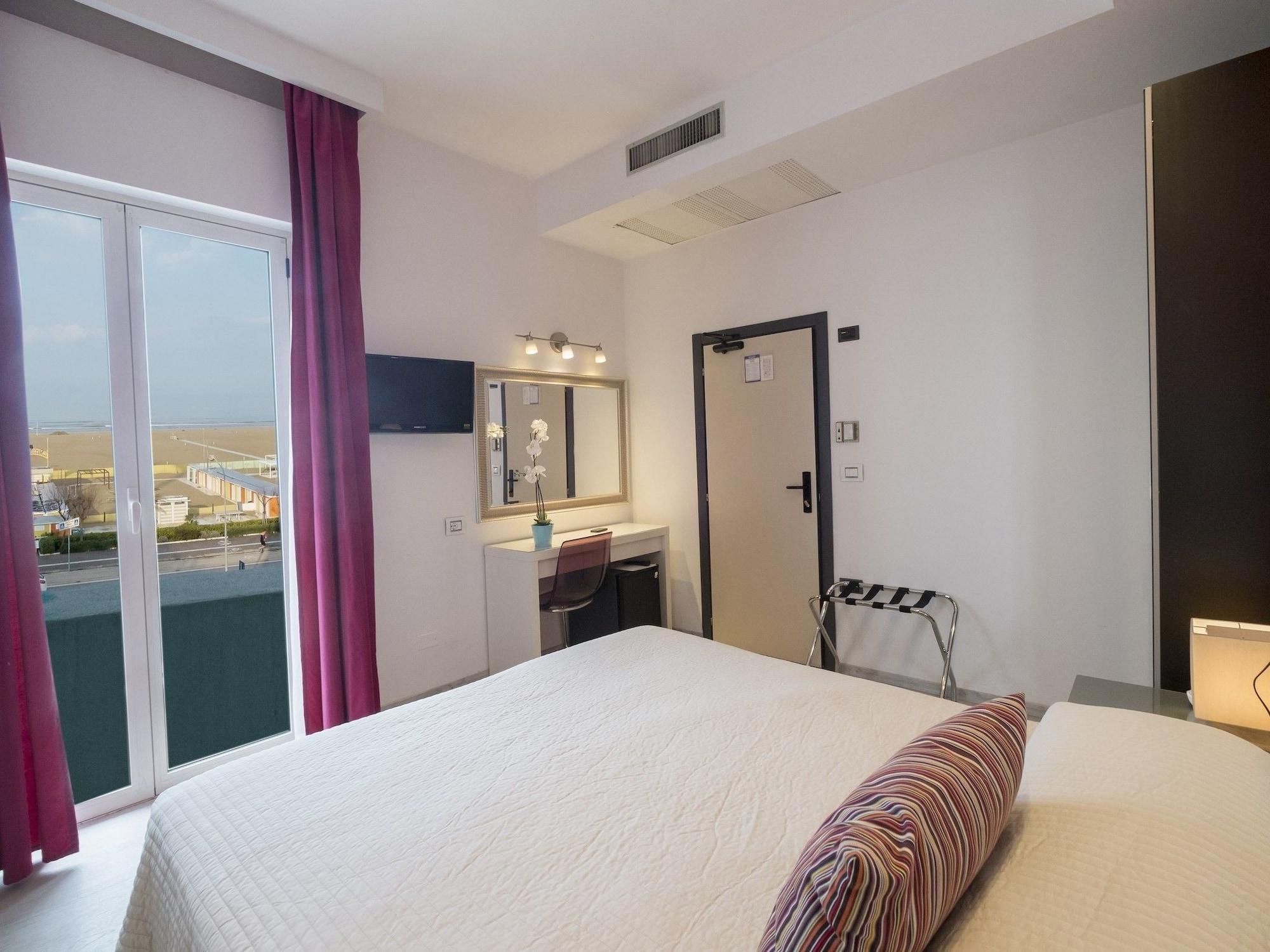 Hotel Levante Rimini Luaran gambar