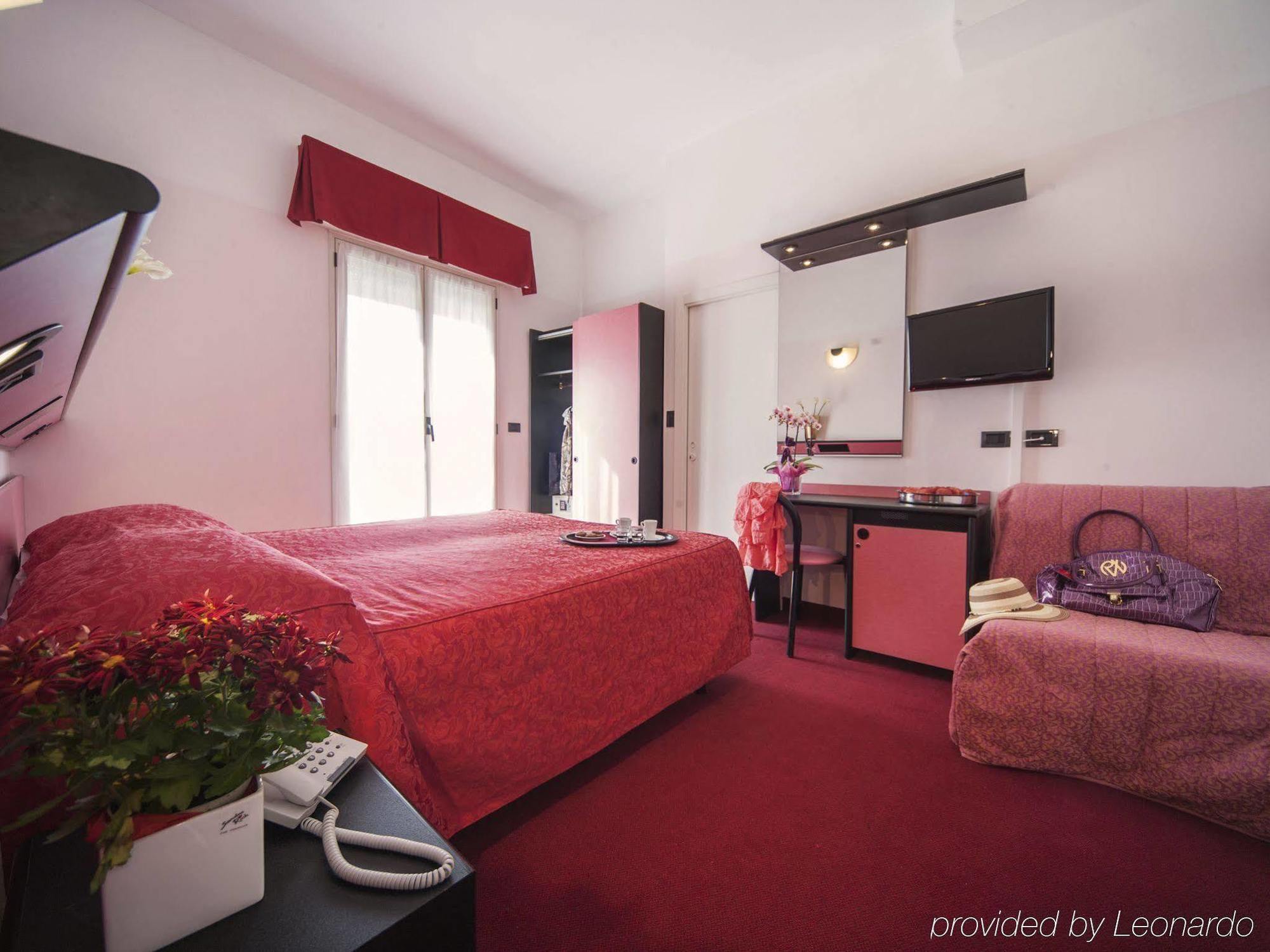 Hotel Levante Rimini Luaran gambar