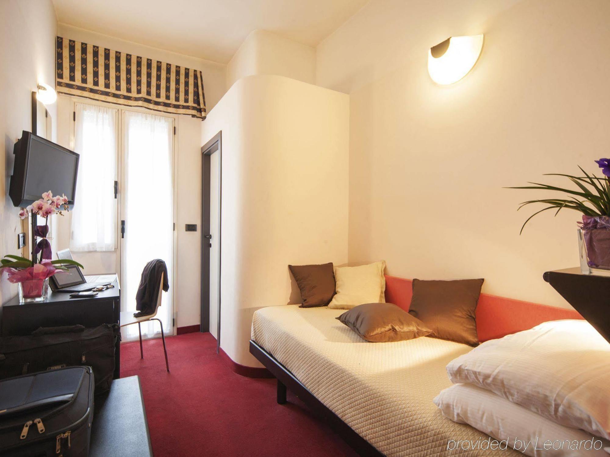 Hotel Levante Rimini Luaran gambar