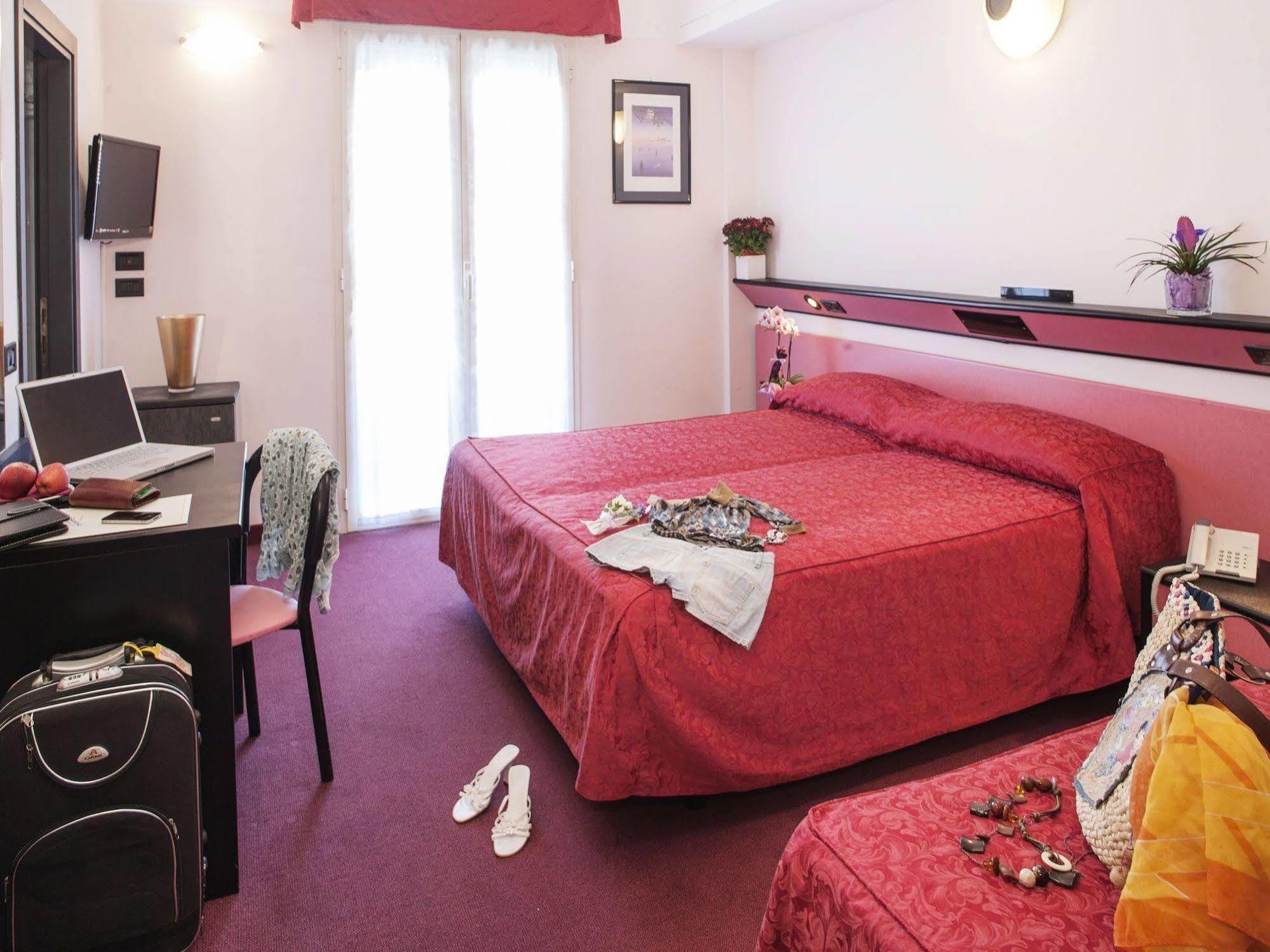 Hotel Levante Rimini Luaran gambar