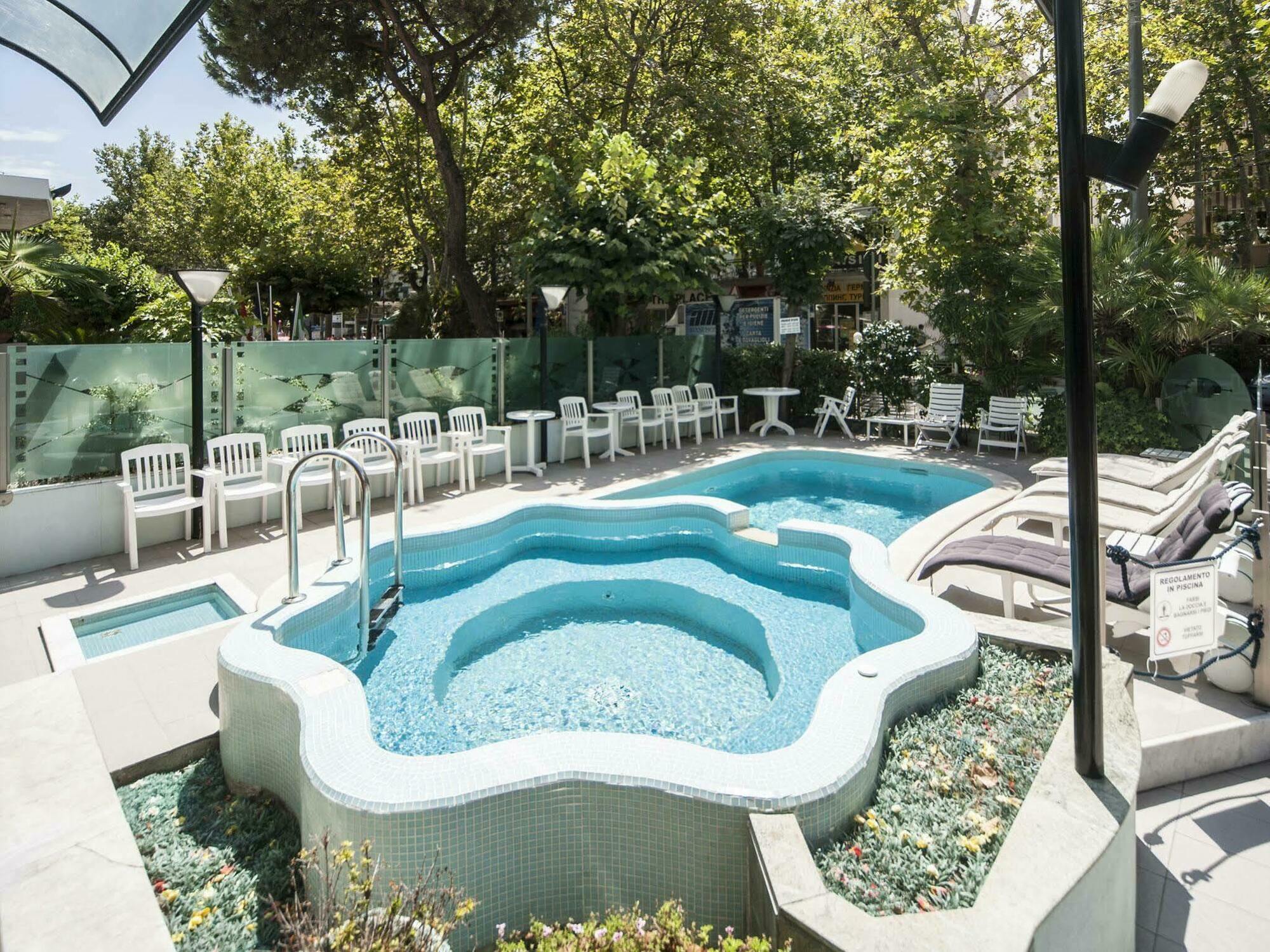 Hotel Levante Rimini Luaran gambar